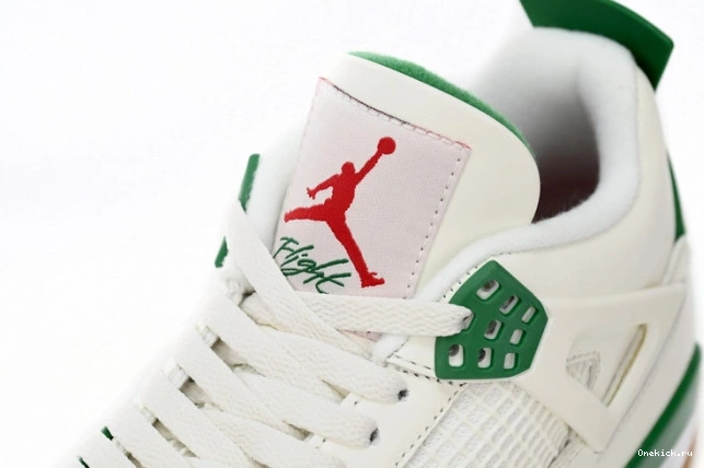 One Kick DR5415-103 Retro Green Jordan SB 4 Pine 0707